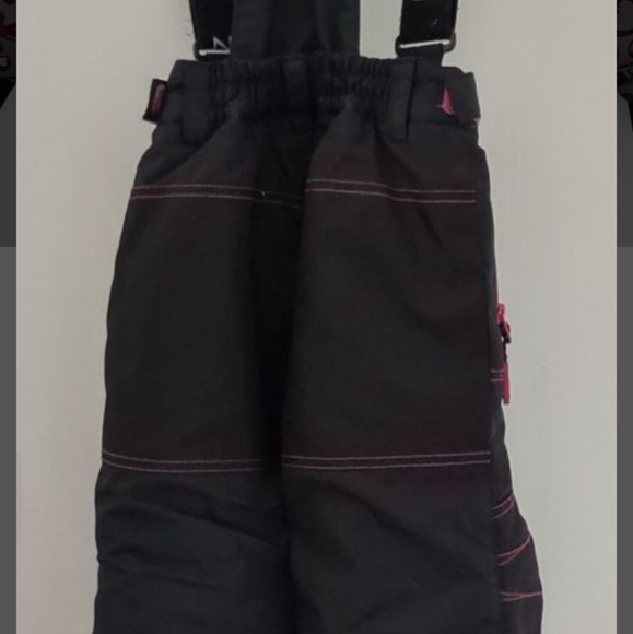 2 yo Winter coat and snow pants - Picture 2 of 5